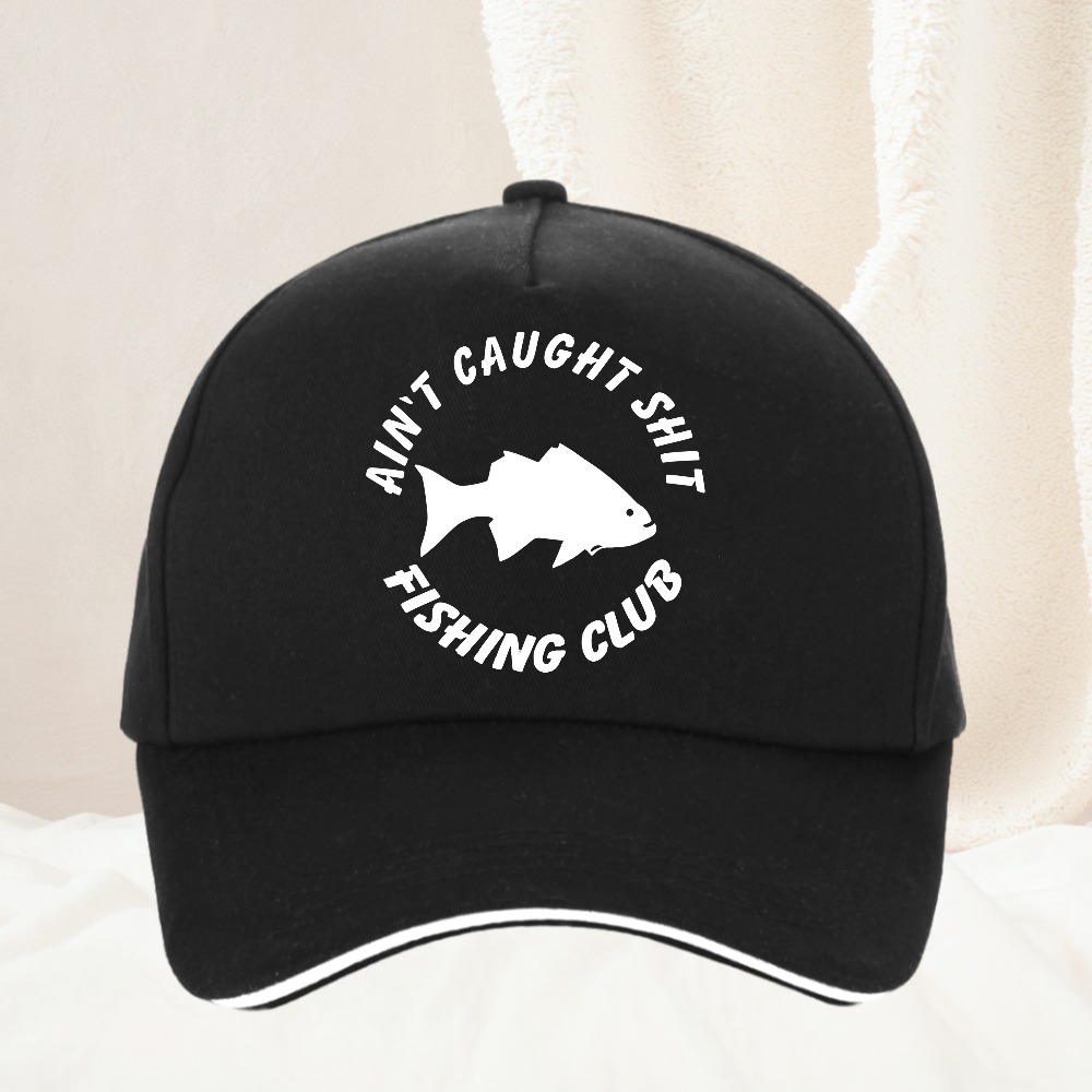 Outdoor Adventure Club - Aint Caught Fishing Club grappige man